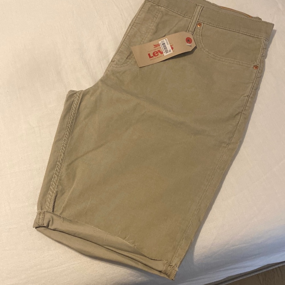 Levi’s Cutoff Shorts